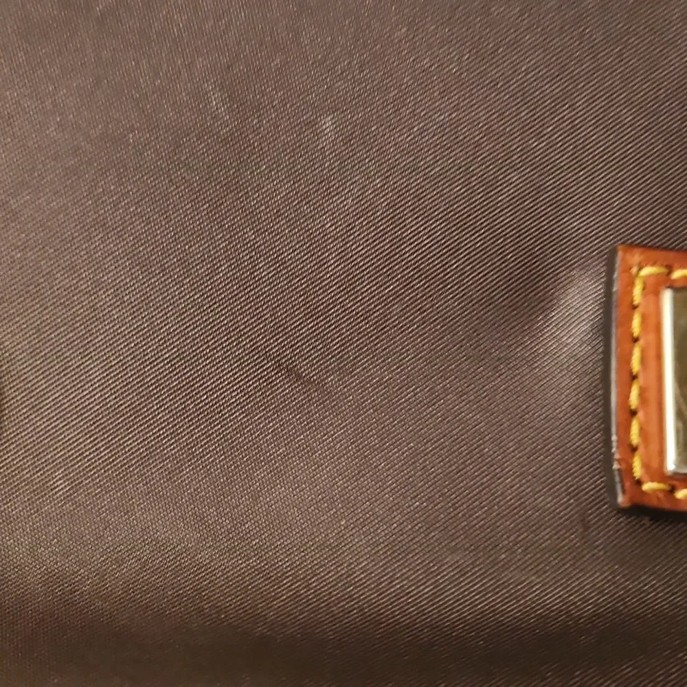 Dooney & Bourke 
